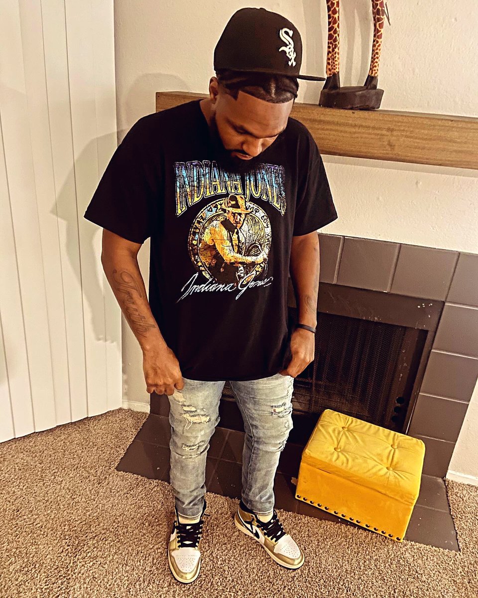tooflydnicee's tweet photo. Tryna Kome Up With A Plan I Ain’t Throwed Off As I Seem https://t.co/HW4uzqUyYD