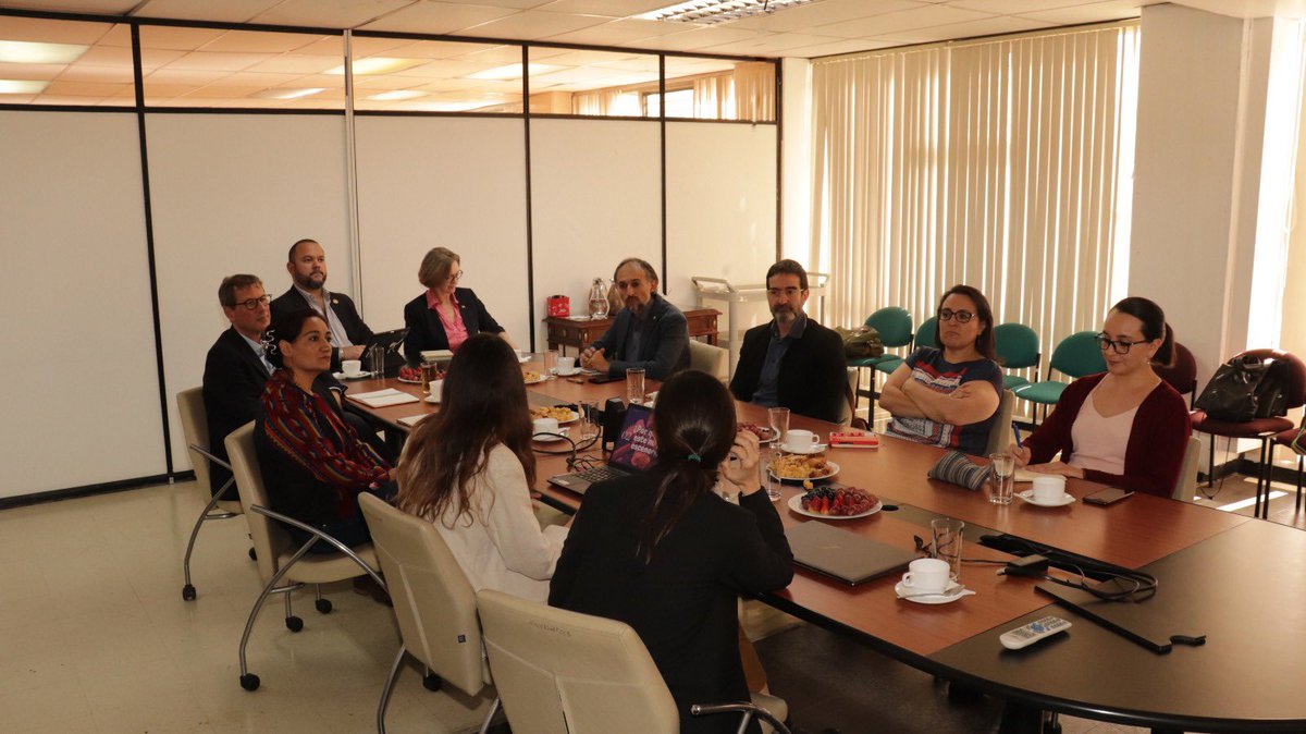 EcuadorMAE's tweet image. 💡El proyecto #BioDiversa reunirá diferentes experiencias museográficas, tecnológicas, culturales y científicas para adultos y niños que exploran la historia alrededor de la biodiversidad, por lo que esta propuesta será un puente entre la ciudadanía, la naturaleza y la vida.💚👨‍👩‍👧