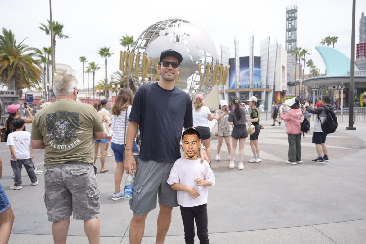 MayaYoshida3's tweet photo. Discovering @UniStudios https://t.co/na1uq2zXba