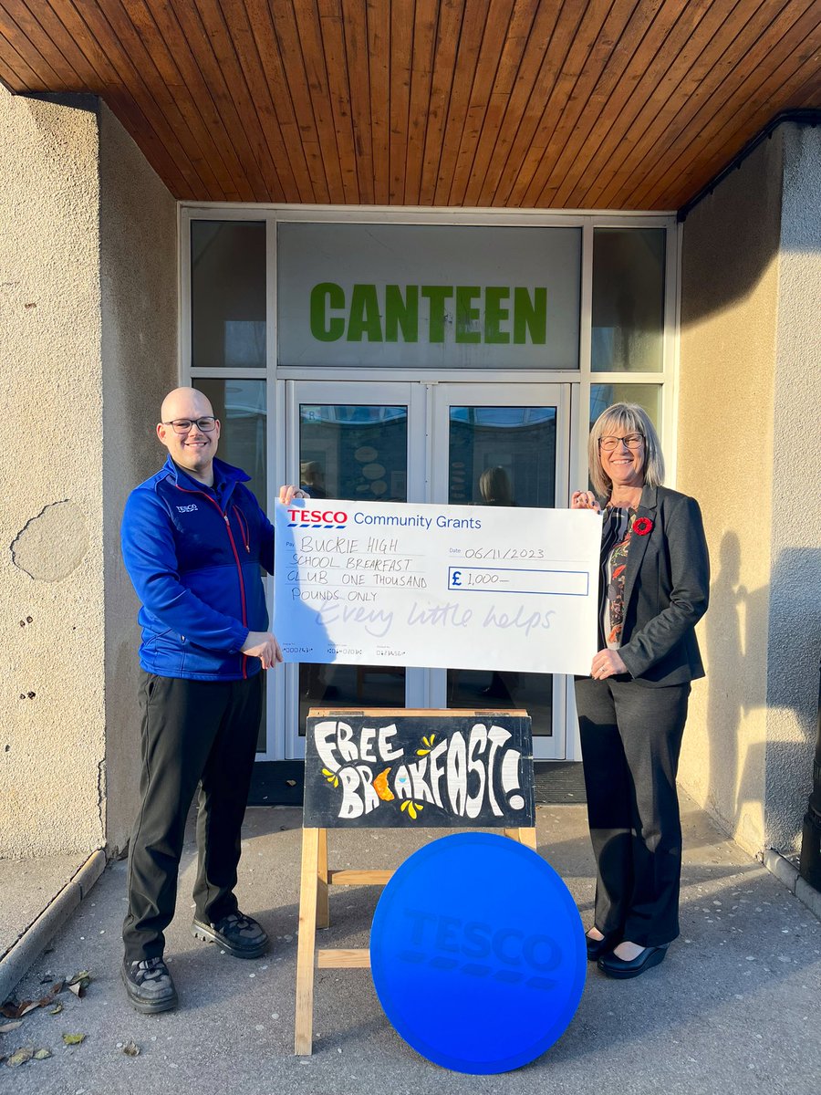 lizbain's tweet photo. Huge thanks to David, @Tesco Stronger Starts Community Champion who presented us with £1000. This will help us continue Breakfast Club which is open before school every day and remains free to all pupils. #grateful #thanks to all who voted with #bluetokens @BuckieHighNews https://t.co/MRiJfigbsM