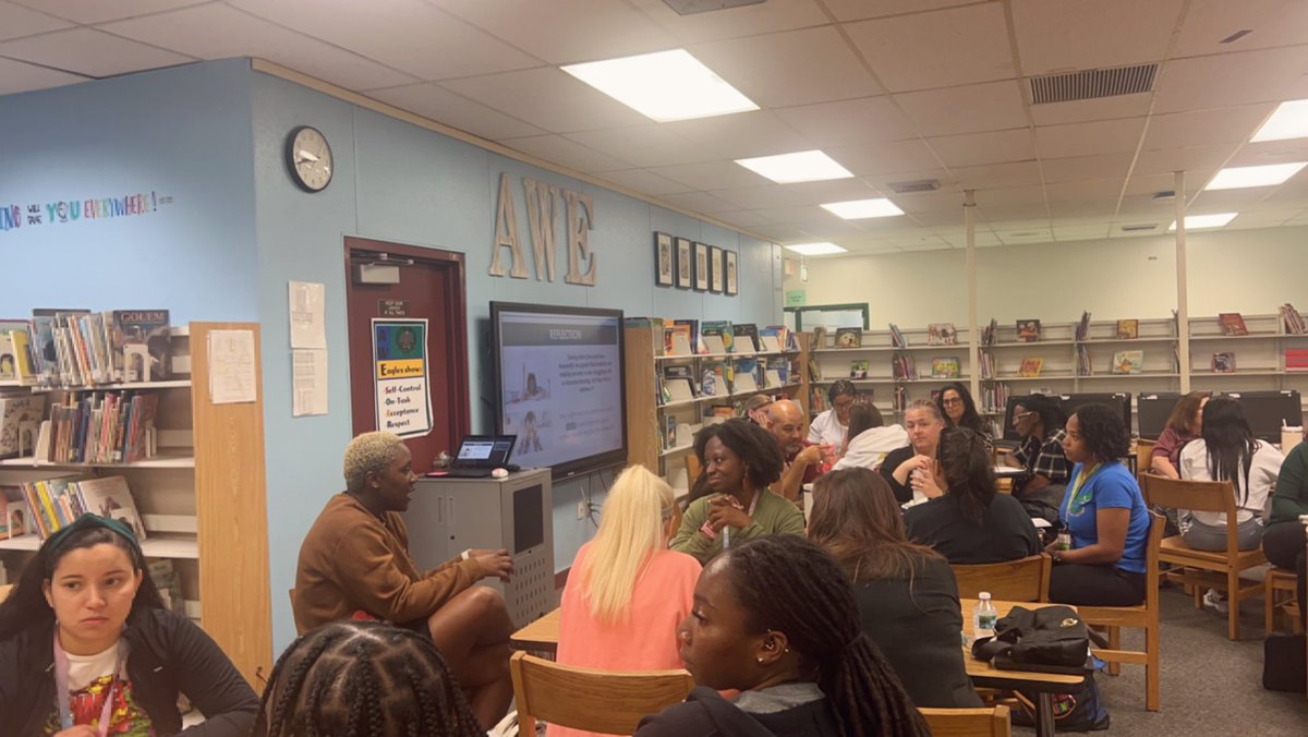 Literacy_AWE's tweet image. Today was a successful day of planning and collaboration with our teacher 💚