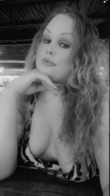 🟣🔵🟣🟢FaceTime live video shows available now ! Also always offer massage I&rsquo;m in Greensboro Nc 🟣🔵🟢 #trans<a href="/tag/bbw"class="tags"><span>#bbw</span></a><a href="/tag/massage"class="tags"><span>#massage</span></a><a href="/tag/trans"class="tags"><span>#trans</span></a><a href="/tag/contentcreater"class="tags"><span>#contentcreater</span></a>