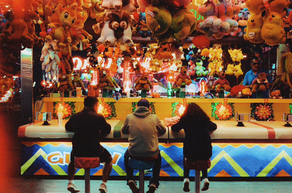 NotKelseySmith's tweet photo. The state fair on film https://t.co/8CJ4cwvGCr