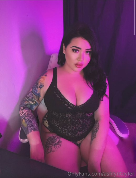 🖤🖤 https://t.co/kDhJz0rEAv