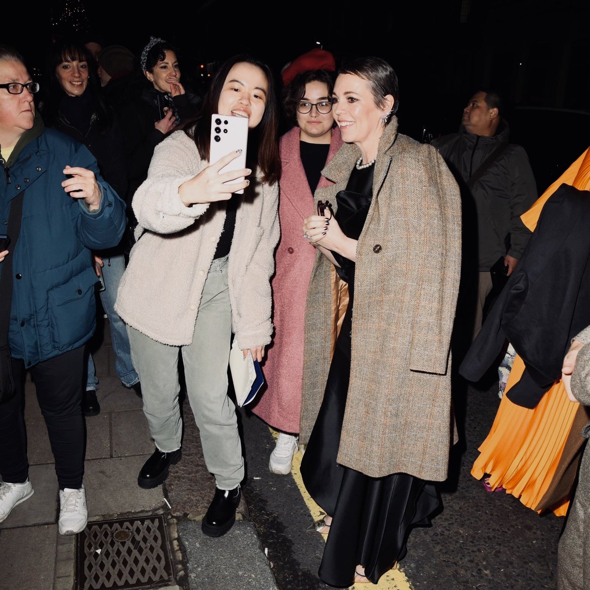 Olivia Colman Source tweet media