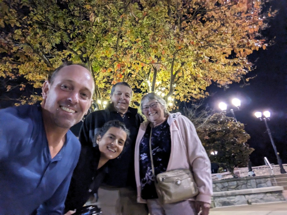 JamesObrokta's tweet photo. DC to Shenandoah and a few stops in between...what a great fall weekend 🙂 https://t.co/gX1aERIZec