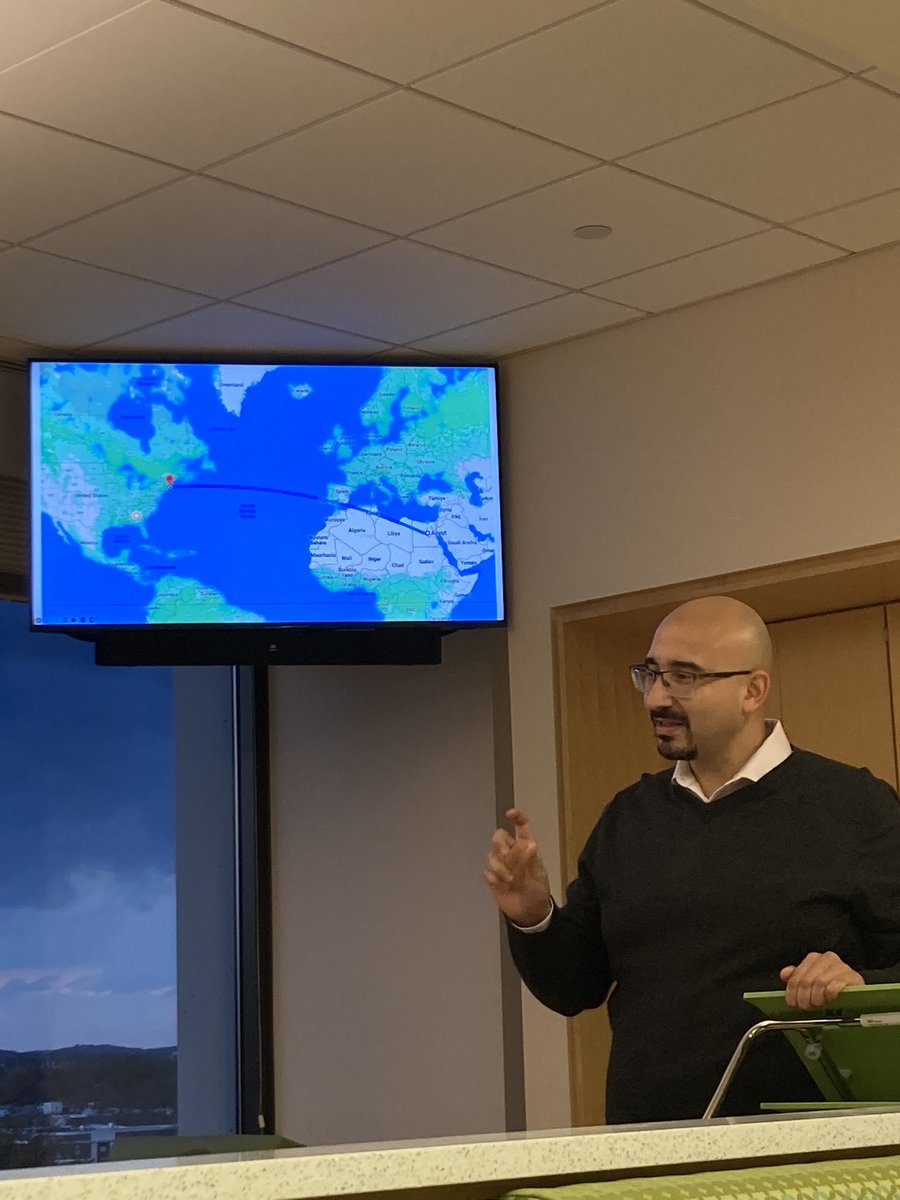 faeznm's tweet photo. Today at #Ragon we got a fantastic #mentoring session (after a great seminar on germinal centers) from a fellow African scientist whose life journey impressed me a lot, Pr Ali Ellebedy from #WUSTL . The lessons given at the end are more than motivating. https://t.co/8JlzwxDn49