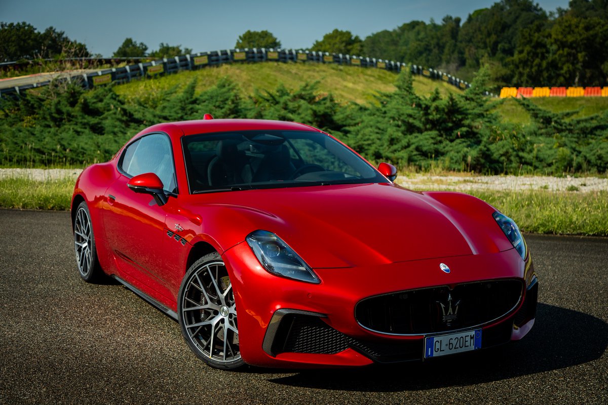 AutoDestaque's tweet photo. https://t.co/AP3jTl2NJt
Pirelli desenvolveu novos pneus P Zero e Cinturato para esportivos da Maserati #Pirelli #pneu #Maserati #PirelliPZero #PirelliCinturatoP7 https://t.co/tLI3ewZSPz