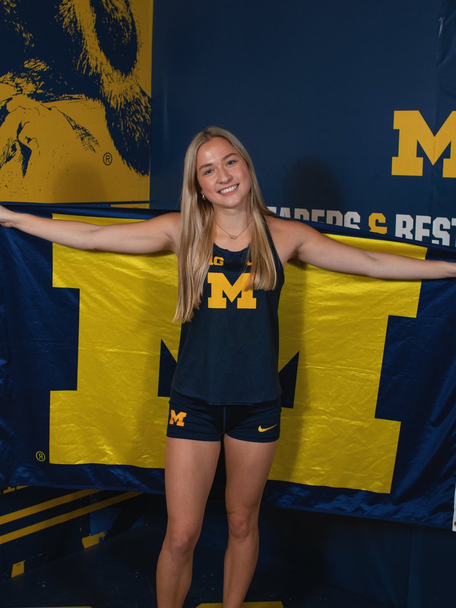 emthomas_22's tweet photo. Thrilled to announce my commitment to THE University of Michigan to continue my academic and athletic careers! I want to thank my family, teammates, and coaches, especially my dad for always supporting  and believing in me and to Coach McGuire for this opportunity💙〽️#committed https://t.co/byw5g2LODZ