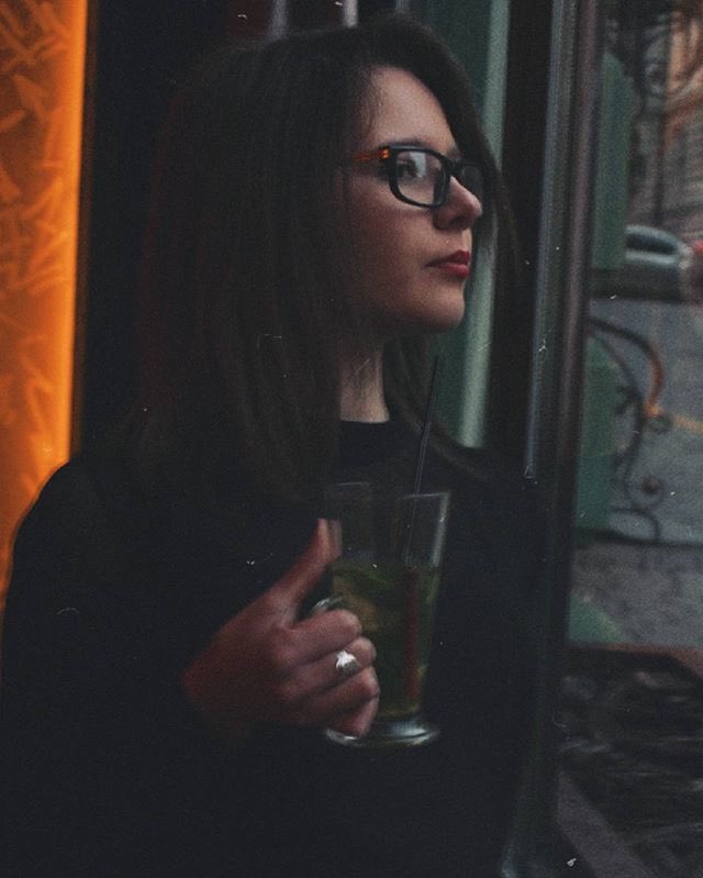 Я у 2016.
ці червоні губи і дедінсайдовський вайб 😂