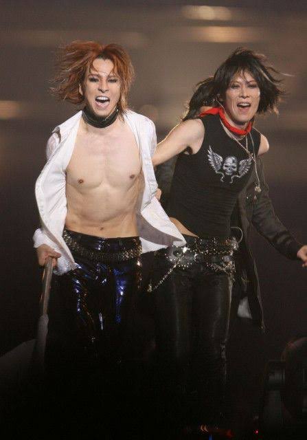 90svisualizmbot's tweet photo. X JAPAN HEATHさんががんで急逝。
僕の青春を彩ったバンドのベーシスト。
今までありがとうございました。
ご冥福をお祈りします。

#HEATHありがとう 
#HEATH
#XJAPAN
#yoshiki
#訃報 https://t.co/R246FDTqkf