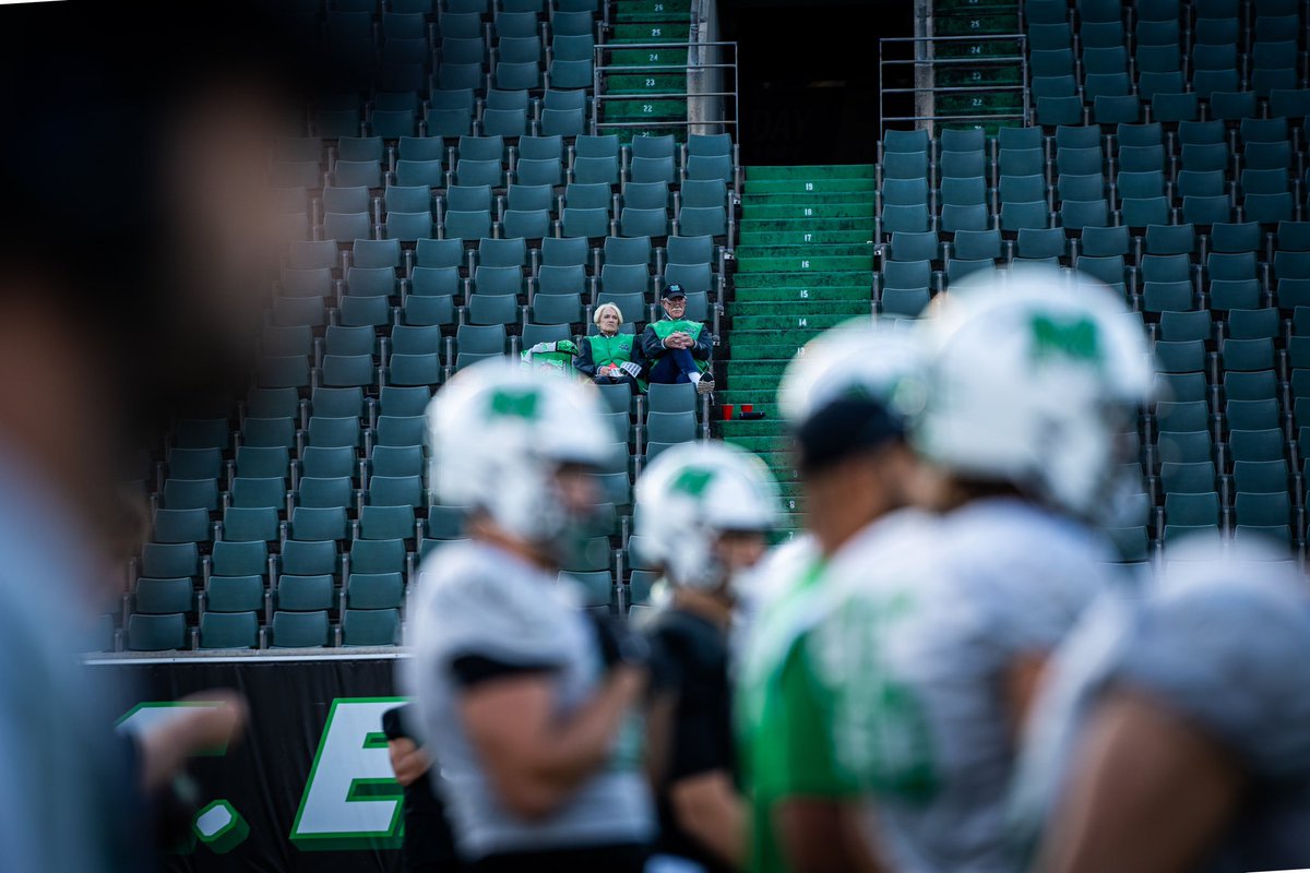 HerdFB's tweet photo. Means so much for our program to have our honorary captain with us everyday. Especially this week. WE ARE…

#WeAreMarshall https://t.co/5ogeskA9ig
