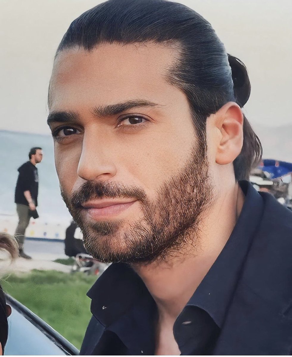 Happy Birthday Can, wishing you all the best in your personal and private life. May it be full of good health, wealth, success, love and prosperity! And remember…just keep being who you are…imperfect soul in imperfect world doing its best to do good and staying true to himself
