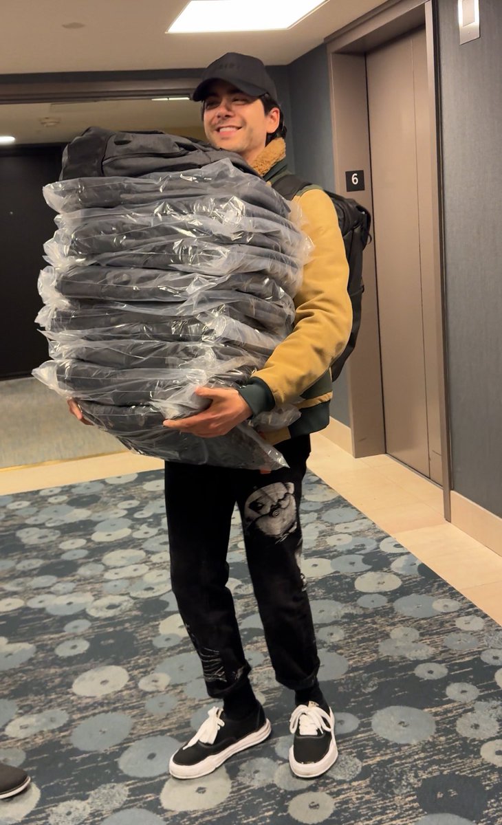 dekkster tweet media