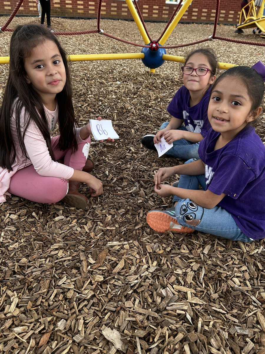 These sweet girls used their club time during reading club to practice their letters and sounds! ❤️❤️❤️