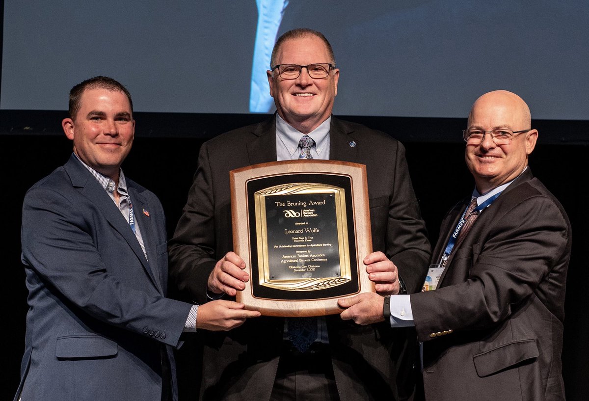 KBAPresident's tweet image. I was honored to help present Leonard Wolfe, United Bank &amp;amp; Trust with ABA’s Bruning Award recognizing a lifetime of achievement as an Ag/Rural Banker. Congrats Leonard!!