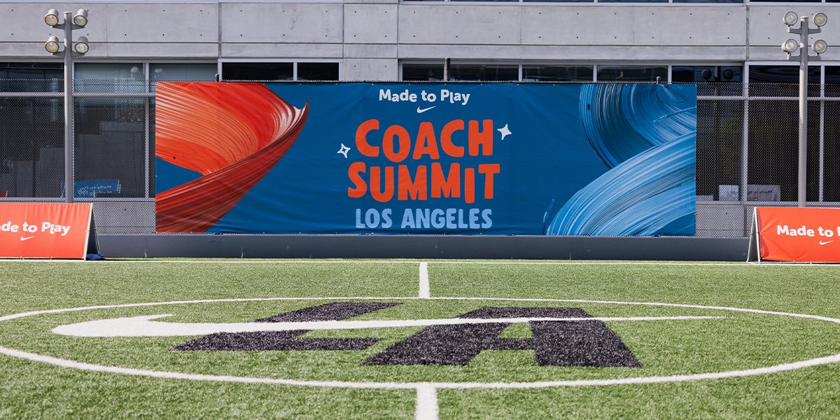 PlayEquityFund's tweet image. Our #MadeToPlay partnership with @nike hosted a Coaches Summit facilitated by @chjsorg 
Coaches from Boyle Heights + Watts learned invaluable info to take back to their youth teams and organizations. 
Thanks to all the coaches who showed up! #PlayEquity