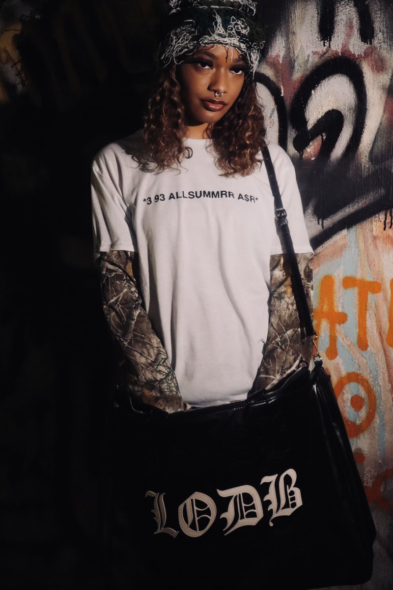 GIVENCHYBASTARD tweet media