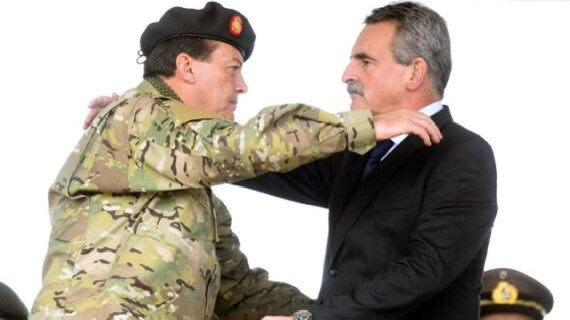 Preocupa MUCHO que su estado lo haga renunciar y asuma Rossi que es íntimo amigo del genocida Milani. Acabo de hablar con muchos peronistas que ya piensan votar a Milei. 

Esto es terrible 😧

#sergiotomasdelabuena