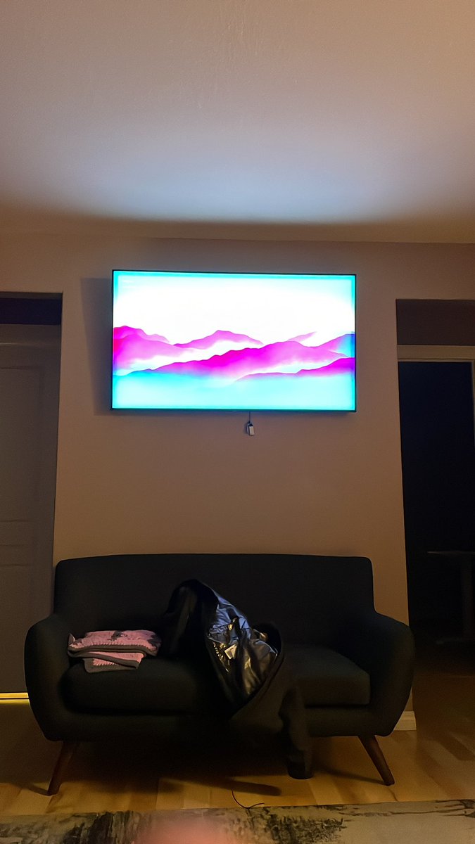 K smart world this is pretty neat.  You know that’s it’s snow raining outside and the tv on sleep mode is playing rain now melt noises. #spaceandtime #yqr