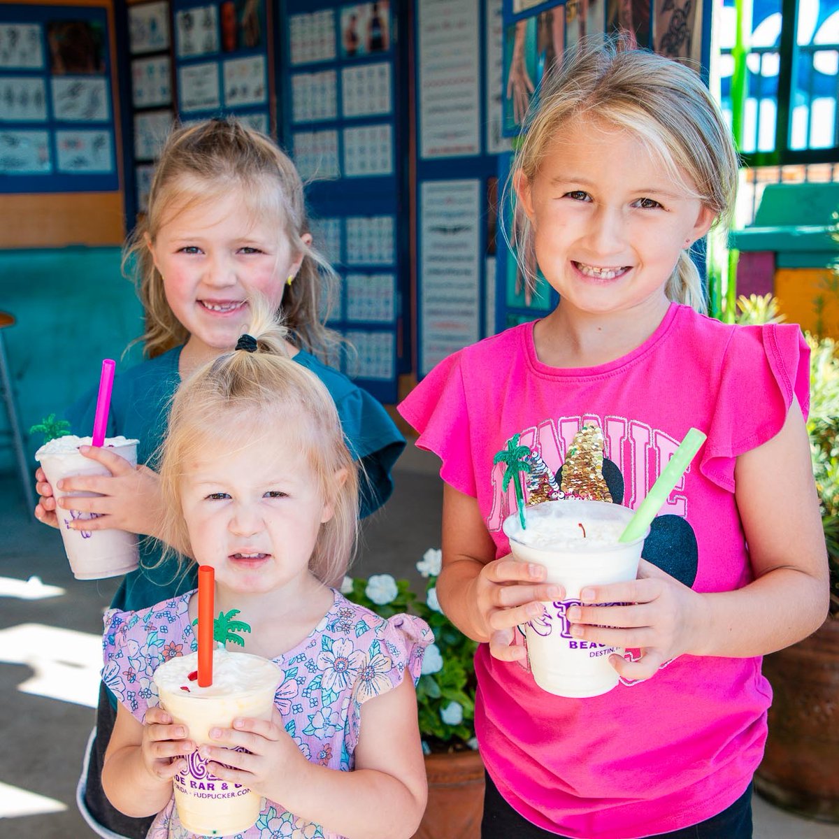 Fudpuckers's tweet photo. Milkshake magic in every glass at Fudpucker's โ sip, savor, repeat, and watch the smiles light up on your kids' faces! ๐โจ
#Fudpuckers #milkshakes #FudpuckersDestin #Destin #Indianafriends #yummy #destinfl #destinflorida #todoindestin #visitfl #seafood #sunset #beachfront https://t.co/CEGpUezwth