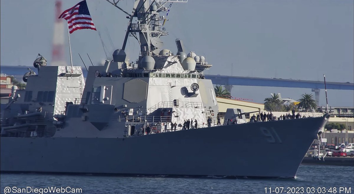 WarshipCam tweet media