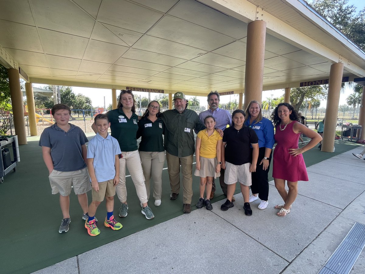 Melissa Ruff tweet media