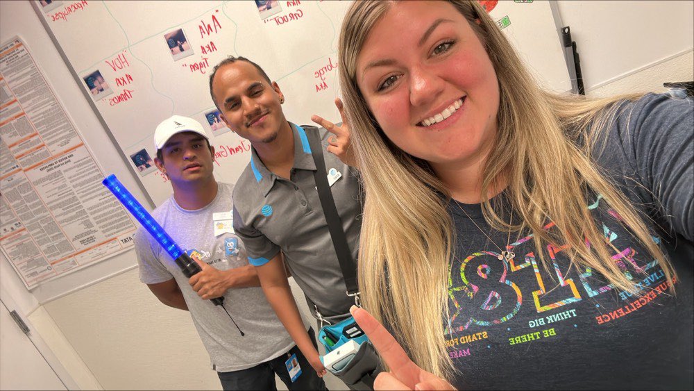 Ciarasky15's tweet photo. 2 promotions within about a week of each other. BIGPROM is not only a winning team but we are growing some of the next future leaders. I couldn’t be more proud of @anacruz_11 and @Victor_Veroes13 #whosnext #watchuswork #watchthemwork #Bigprom #grindville #Bigbank https://t.co/vBQHJdrdix