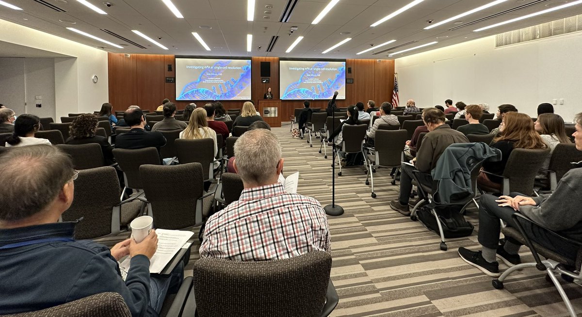 The room was packed for NCI’s RNA Biology Retreat today. @MeyerLabDuke gave a wonderful keynote and we heard many great talks and posters from our fabulous trainees. #RNA