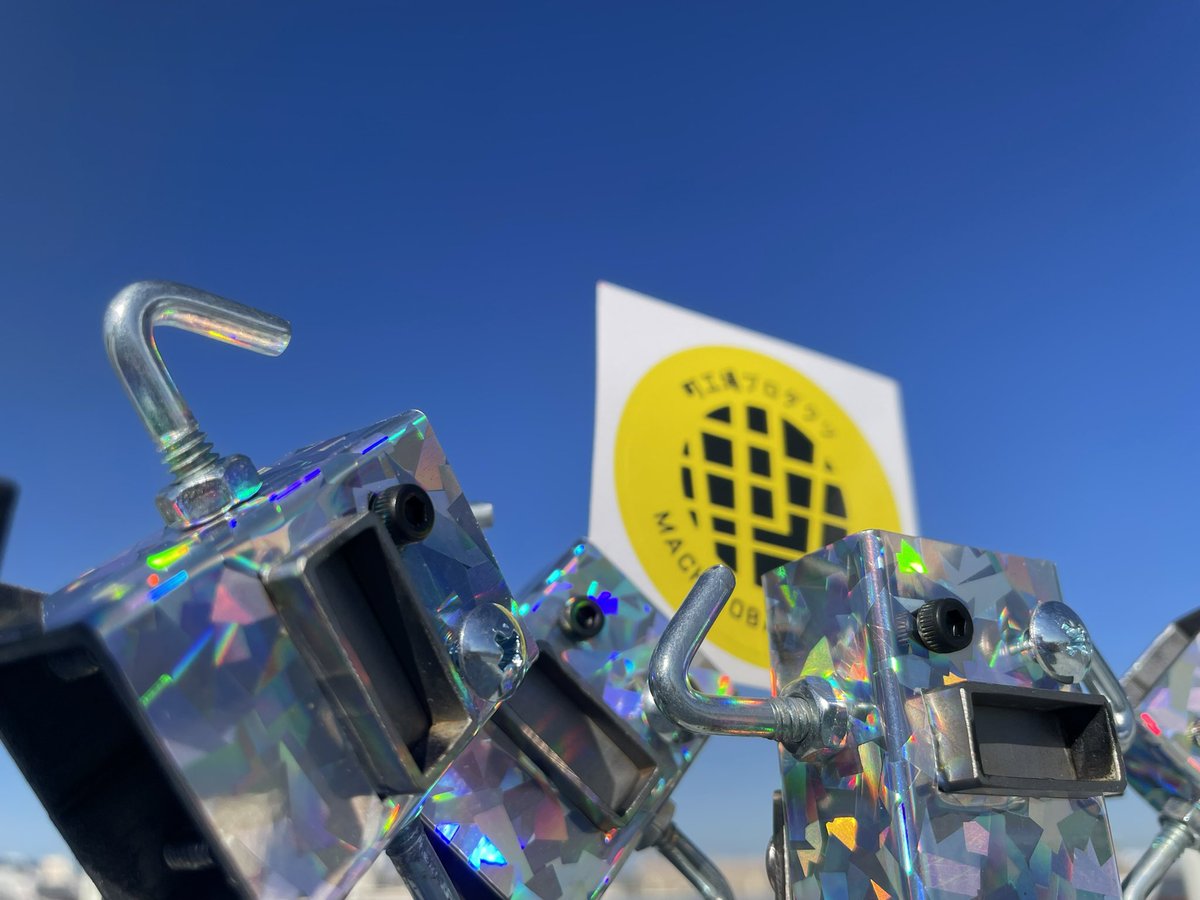 maeda_sns's tweet image. アーイェー‼︎

角パイプの #ギラ蔵 です!

川口市は雲一つない晴天☀️
めっちゃ気持ちがいいです✨

今週末11/11は #渋谷ロフト の #ワークショップ に僕らが登場します！

よろしくお願いします！

アーイェー‼︎

#ミニ蔵 
#カク蔵 
#町工場プロダクツ 
#企業公式相互フォロー