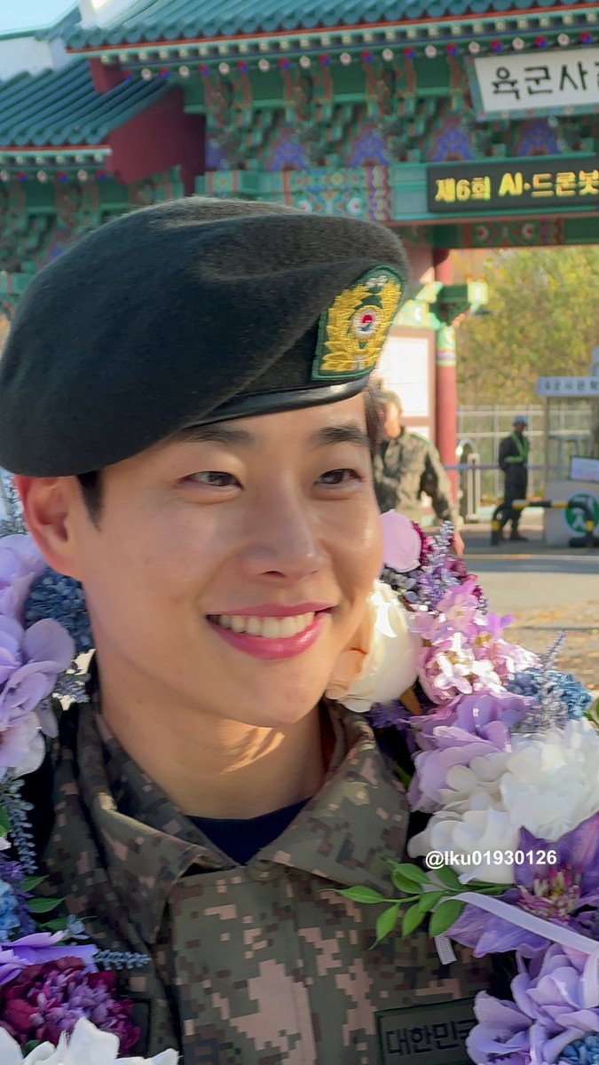 이쿠미 tweet media