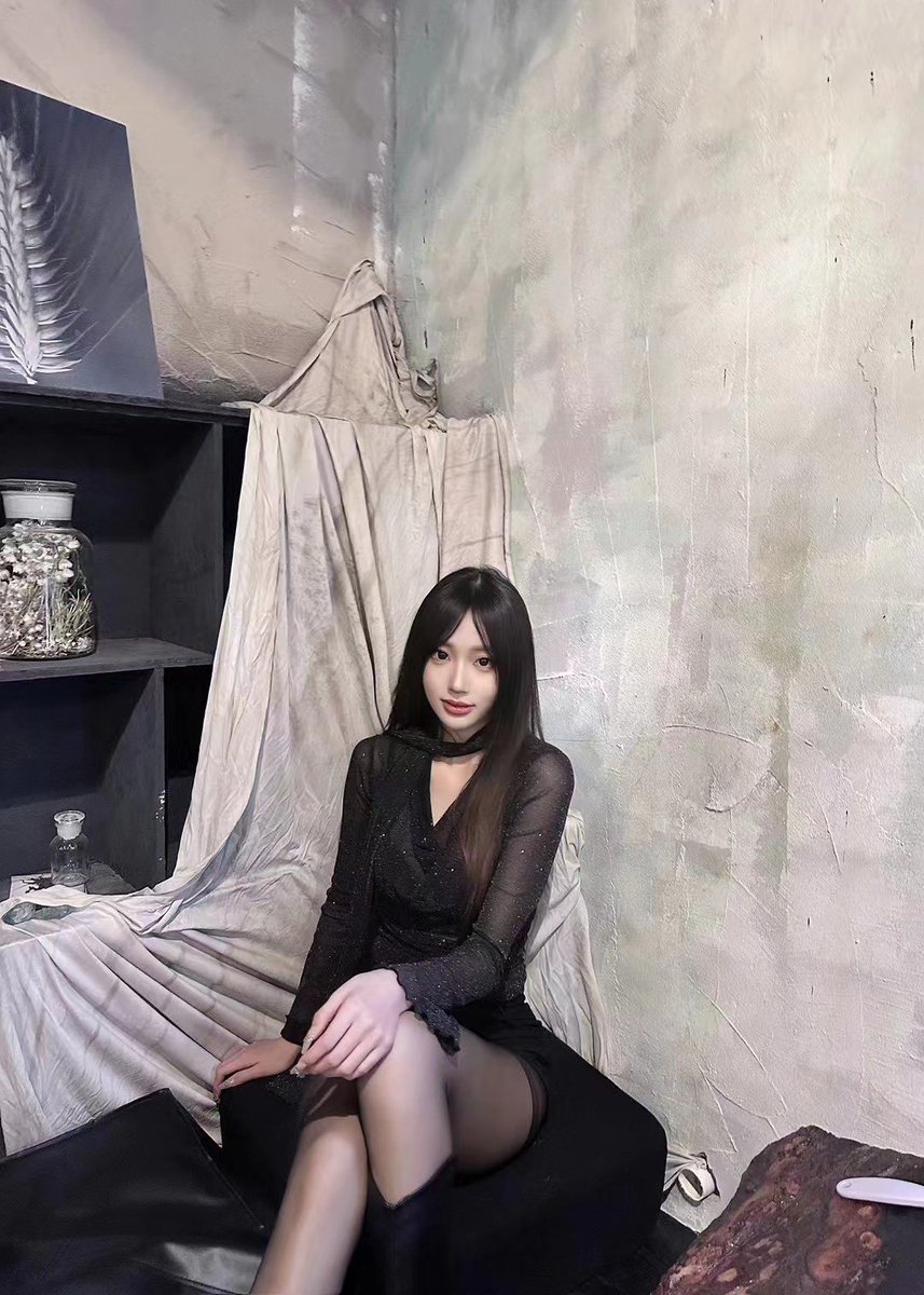 milandaker's tweet photo. ⛓️ https://t.co/mcWJUAGfqy