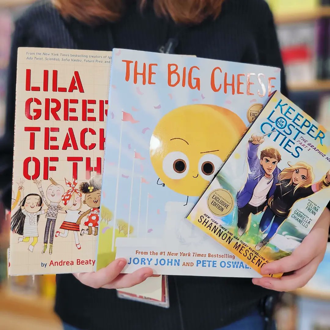 Tuesday means new books!

#BookTwitter #books #bn #bnbuzz #booklovers #BookRecommendations