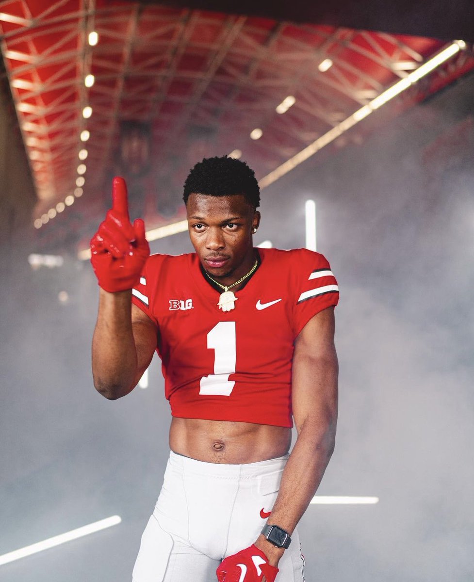 BarstoolOSU's tweet photo. Ohio State remains at # 1 in the College Football Rankings ‼️ https://t.co/cJGu0Af6tZ