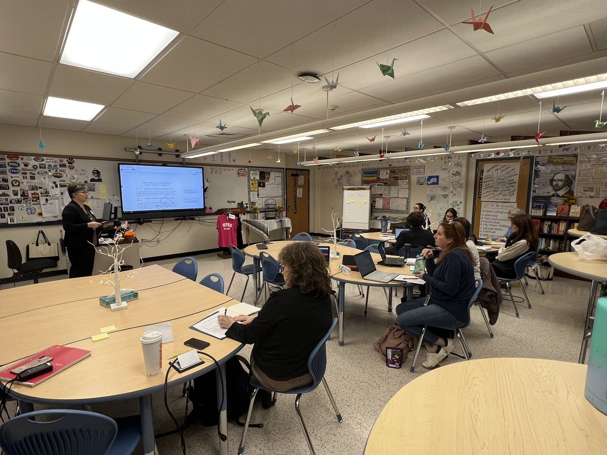 Great Superintendent’s Conf Day Pro Learning collaboration between SWBOCES Library Services and WP Library Media Specialists on using AI to increase knowledge discovery, plan resources in the library and promote understanding of AI as part of info literacy . @DrJosephRicca