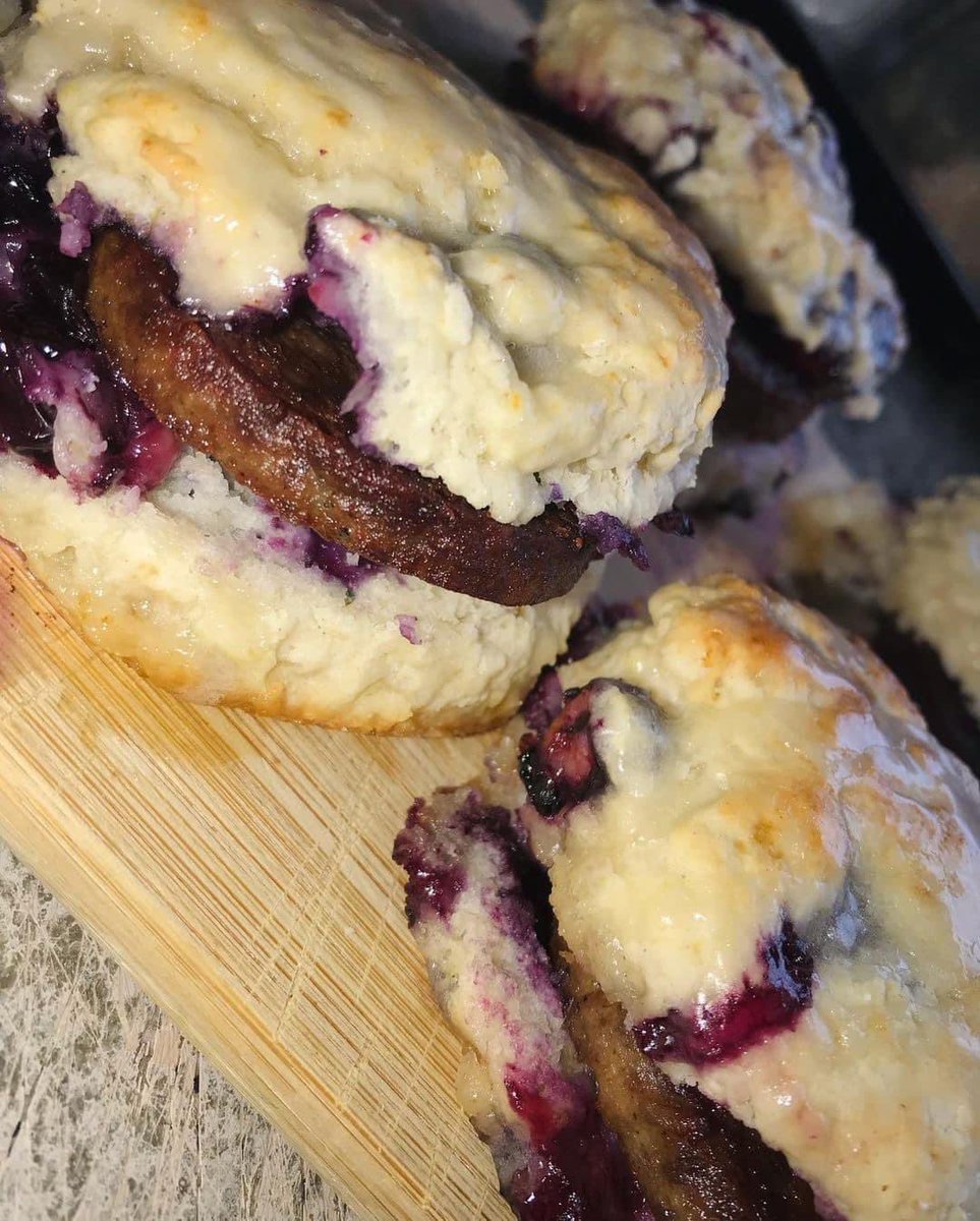 Blueberry Sausage Biscuits 🤤😋🔥