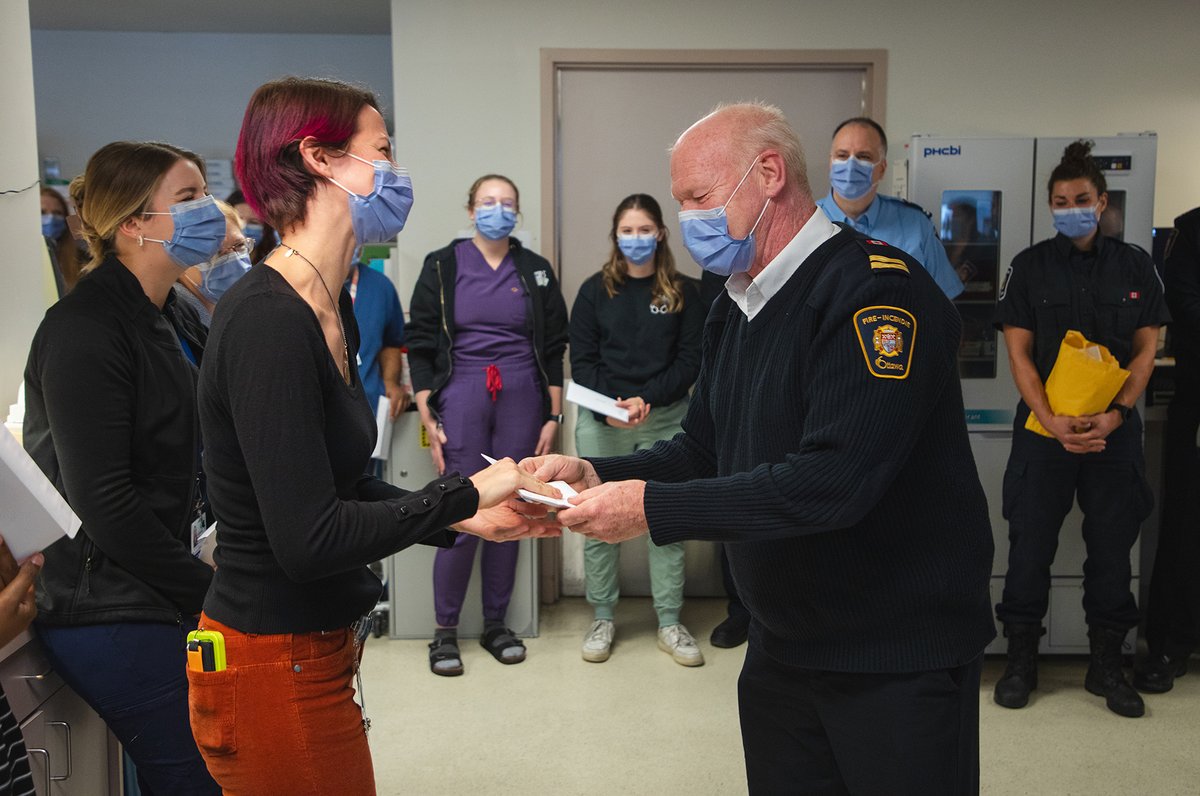 OttawaHospital's tweet image. Today was an extraordinary day as @OttFire welcomed our NICU babies and staff to their #family. Presenting them with a regimental Challenge Coin, minted to recognize the tremendous contribution to building the Ottawa Fire Services team. 🤍 🚒
