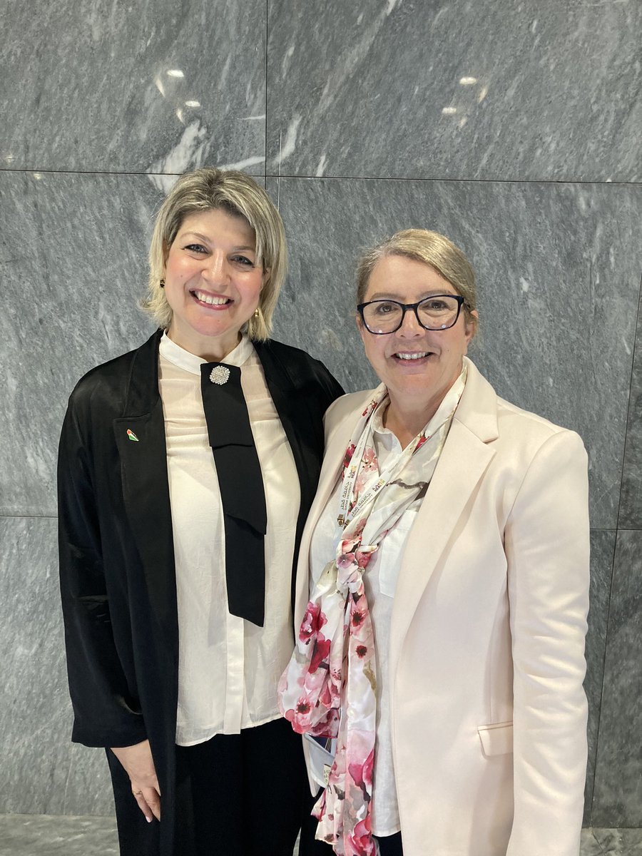 Barbara Maxwell tweet media