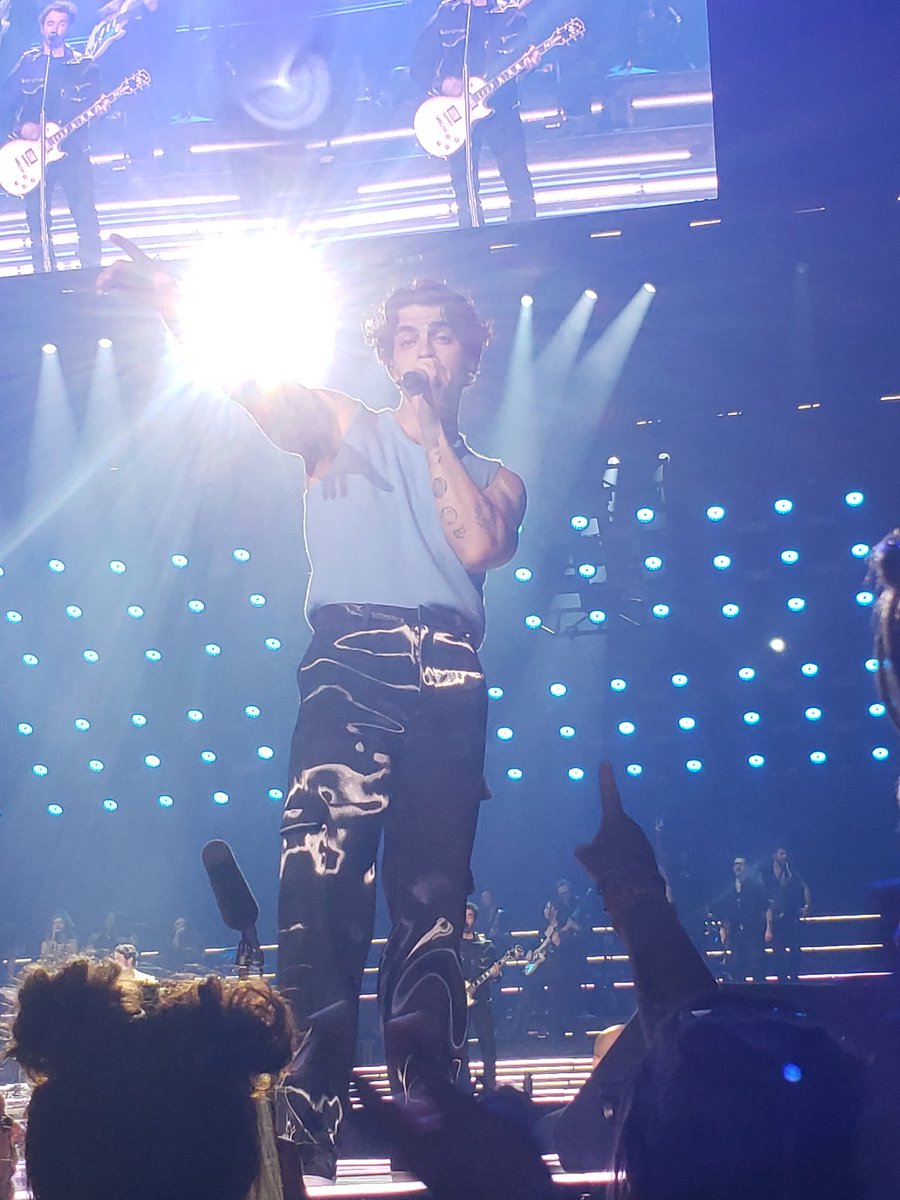 Coltongirlhardt's tweet photo. Never imagined being this close to @jonasbrothers in my life. An unforgettable night and it isn't even over yet 😍❤🥲❤😍❤🥲 #thetour #JonasBrothers #SpokaneArena https://t.co/guC8FLiCSJ