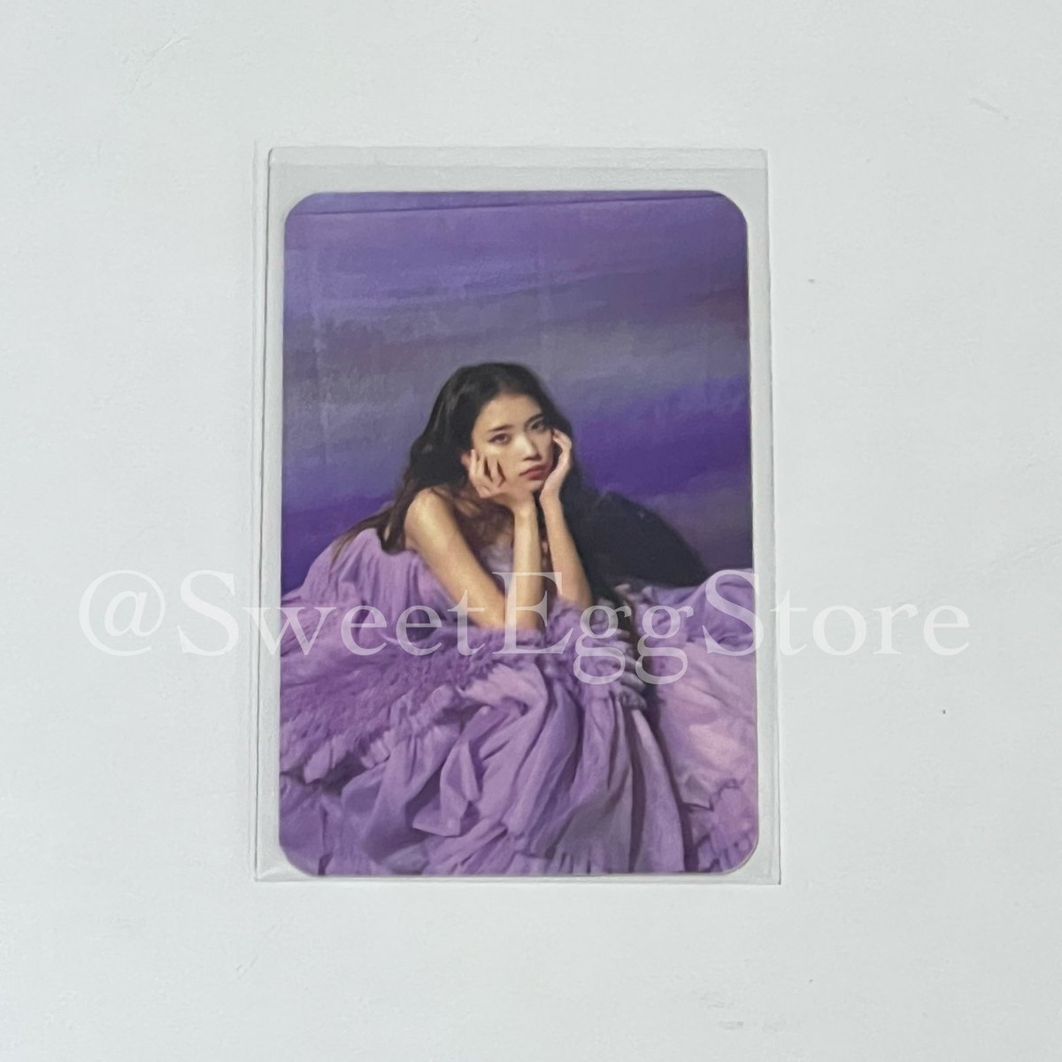 SweetEggStore's tweet photo. พร้อมส่ง การ์ดIU 5th Album Lilac 💟
ใบละ 600 บาท ลทบ.30 ems 50 
สนใจสอบถามเพิ่มเติมได้ทาง dm นะคะ

#ตลาดนัดไอยู
#ตลาดนัดIU
#ตลาดนัดยูแอนนา https://t.co/HoolRSEbKb