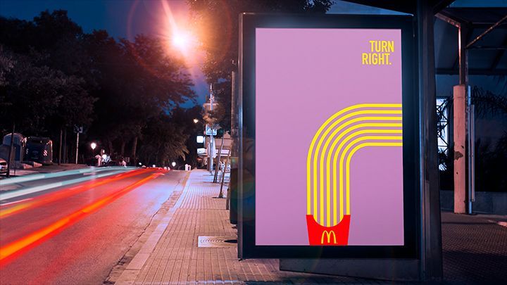 #JoyasdelaPublicidad Recordar esta campaña de exterior en la que McDonald's utilizaba sus patatas fritas para guiar a los conductores hacia su restaurante más cercano 🍟 → buff.ly/330rxqK Visto en <a href="/lacriaturacreat/">La Criatura Creativa</a>