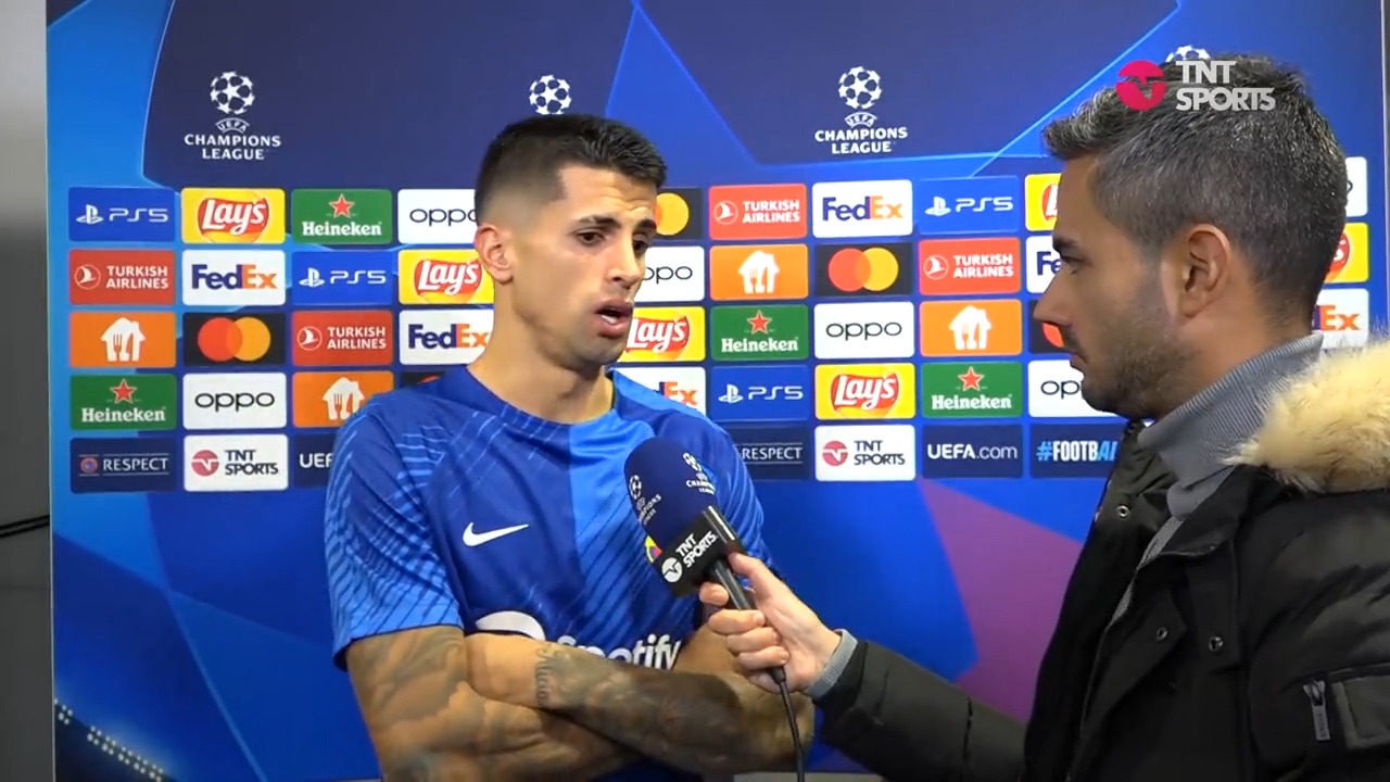 TNT Sports BR on X: NÃO É SEMPRE QUE O BARÇA BATE À PORTA 😅🔵🔴 João  Cancelo exaltou o Manchester City e cravou o time como melhor do mundo, mas  na hora