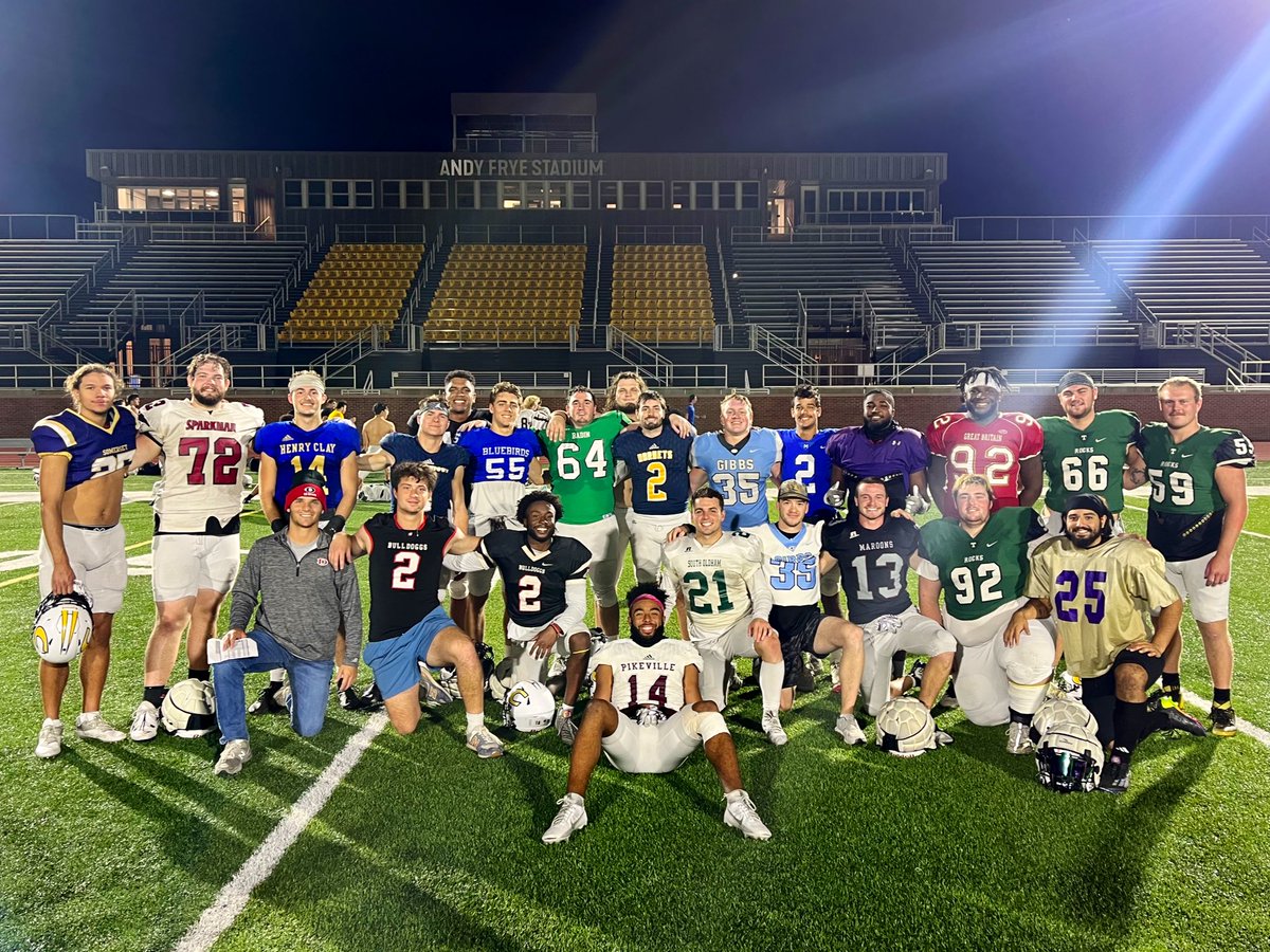 One of the best traditions in college football. Seniors paying tribute to their high schools during senior week! #PEV