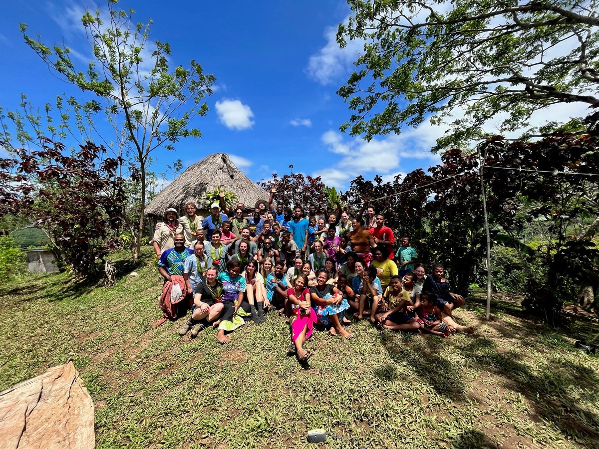 victoriauninews's tweet photo. Beautiful photos from our recent Fiji study tour 🇫🇯
The focus:
• Sustainable tourism & participatory development w/ a cultural lens
• Impacts of mass tourism on the ecosystems
@newcolumboplan @FNUFiji #NewColumboPlan #OutdoorLeadership #OutdoorEducation #EnvironmentalScience https://t.co/JoO2VUUOdt