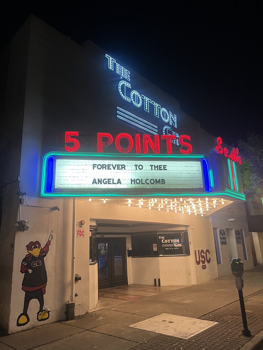 TDs5Points's tweet photo. #ForeverToThee @GueUSCwho https://t.co/kSPS9PRtoq