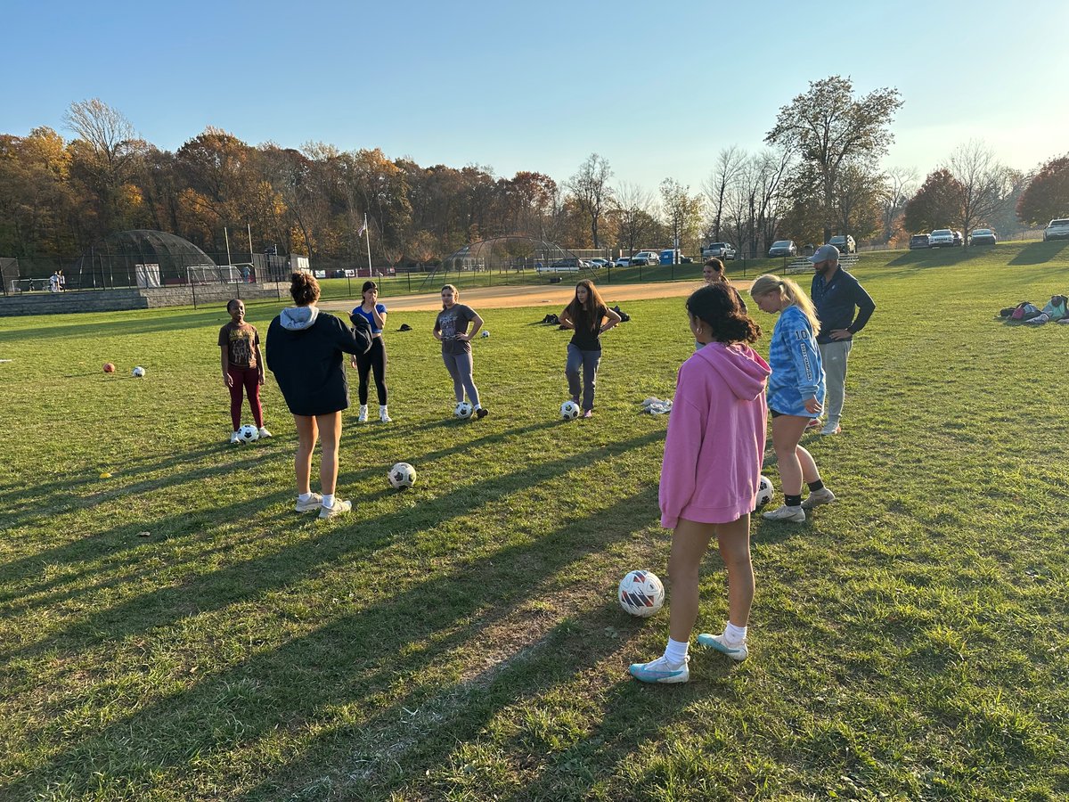 Bernards Girls Soccer tweet media