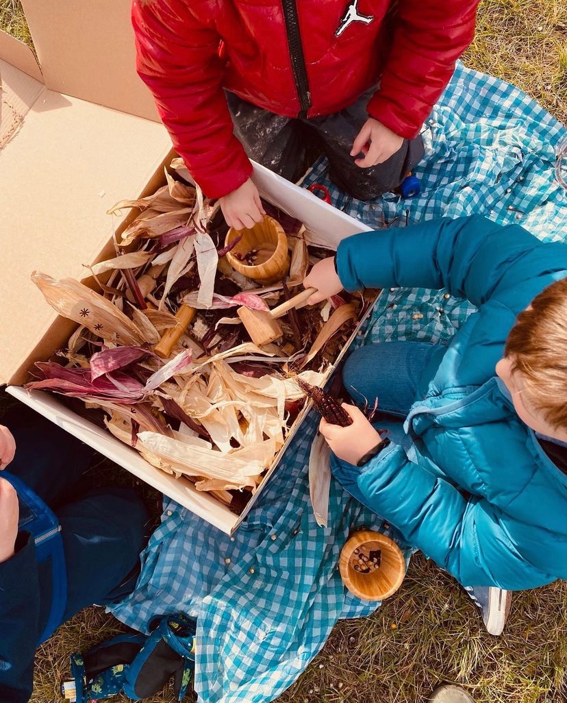 Thanks to some lovely fall temperatures this week, kindergarteners at Briar Hill School are enjoying centres outside! 🌞#joyfullearning #digginginthedirt #kinderchat #yycbe #cbeearlylearning #wearecbe #GetOutside