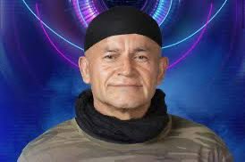 csantander23's tweet photo. Quien debe abandonar la casa de GH ahora que Sebastián ( Weastian ) renunció 
 
RT.     Hans 
FAV.   Francisco ( Pancho )  

#GranHermanoCHV 
#GranHermanoChile  #GranConstanza https://t.co/hXvBtNepvF
