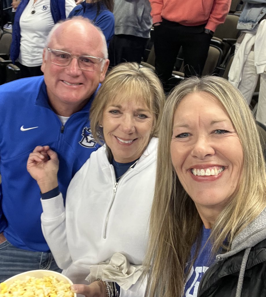 Great way to spend a Tuesday night! Go Jays! #55 💙🏀