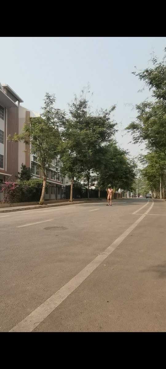 coonm2023's tweet photo. 喜欢人前露出的联系我。不敢的就算了直播互看的那种 https://t.co/nQIChDzx7e